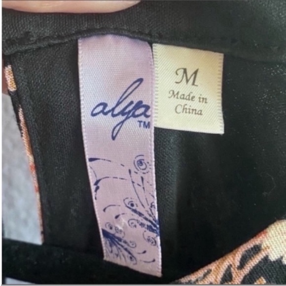 Women’s Francesca's Black Floral Sleeveless Mock Neck Boho Dress Size Medium - Picture 6 of 6